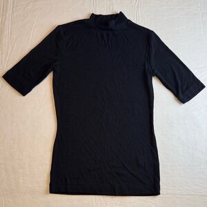 Truth Women's Classic Black Short Sleeve Mock Turtleneck Top Size XS